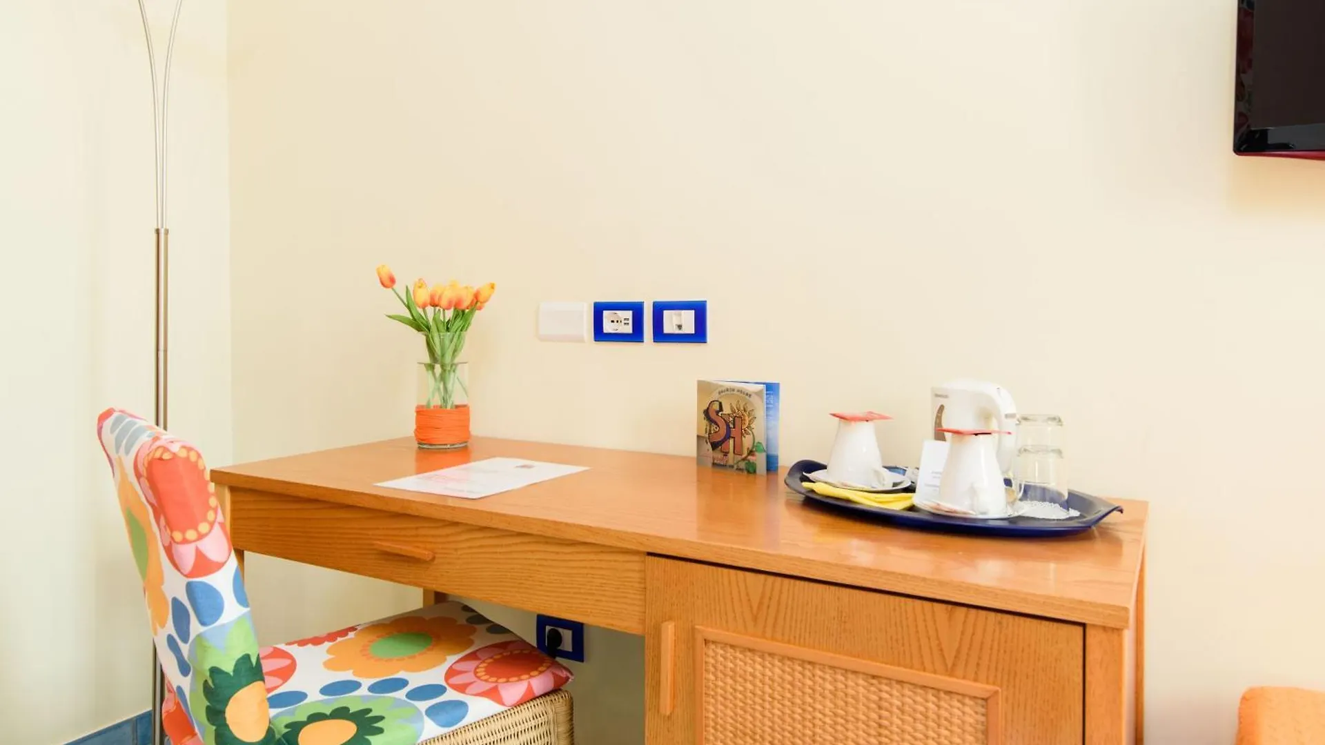 Отель Sharon House Амальфи