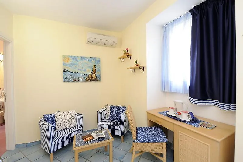 Sharon House Hotel Amalfi 2*,  Olaszország