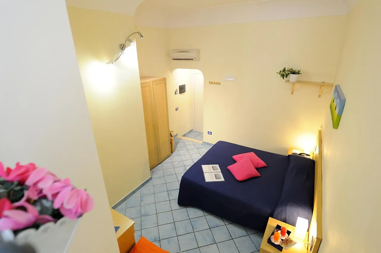 Sharon House Hotel Amalfi 2*,  Olaszország